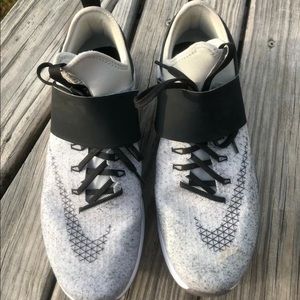 Women’s Nike Zoom Strong